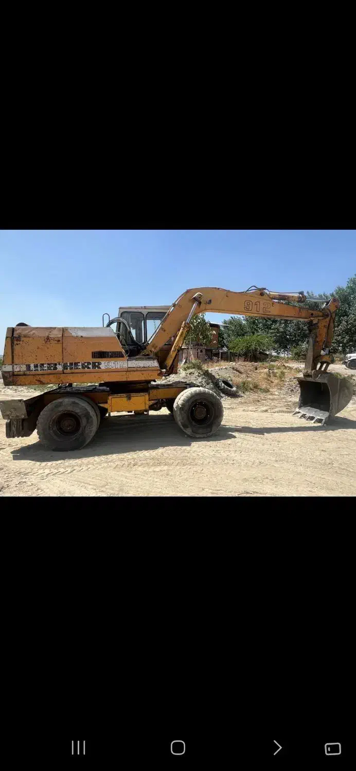 بیل۹۱۲  لاستیک|خودرو سنگین|کردکوی, |دیوار