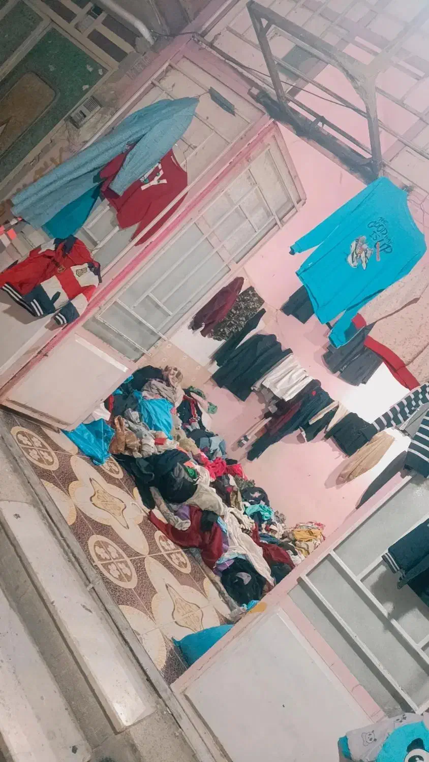 لباس دخترانه و زنانه و مردانه موجوده بار جدید|لباس|خاش, |دیوار