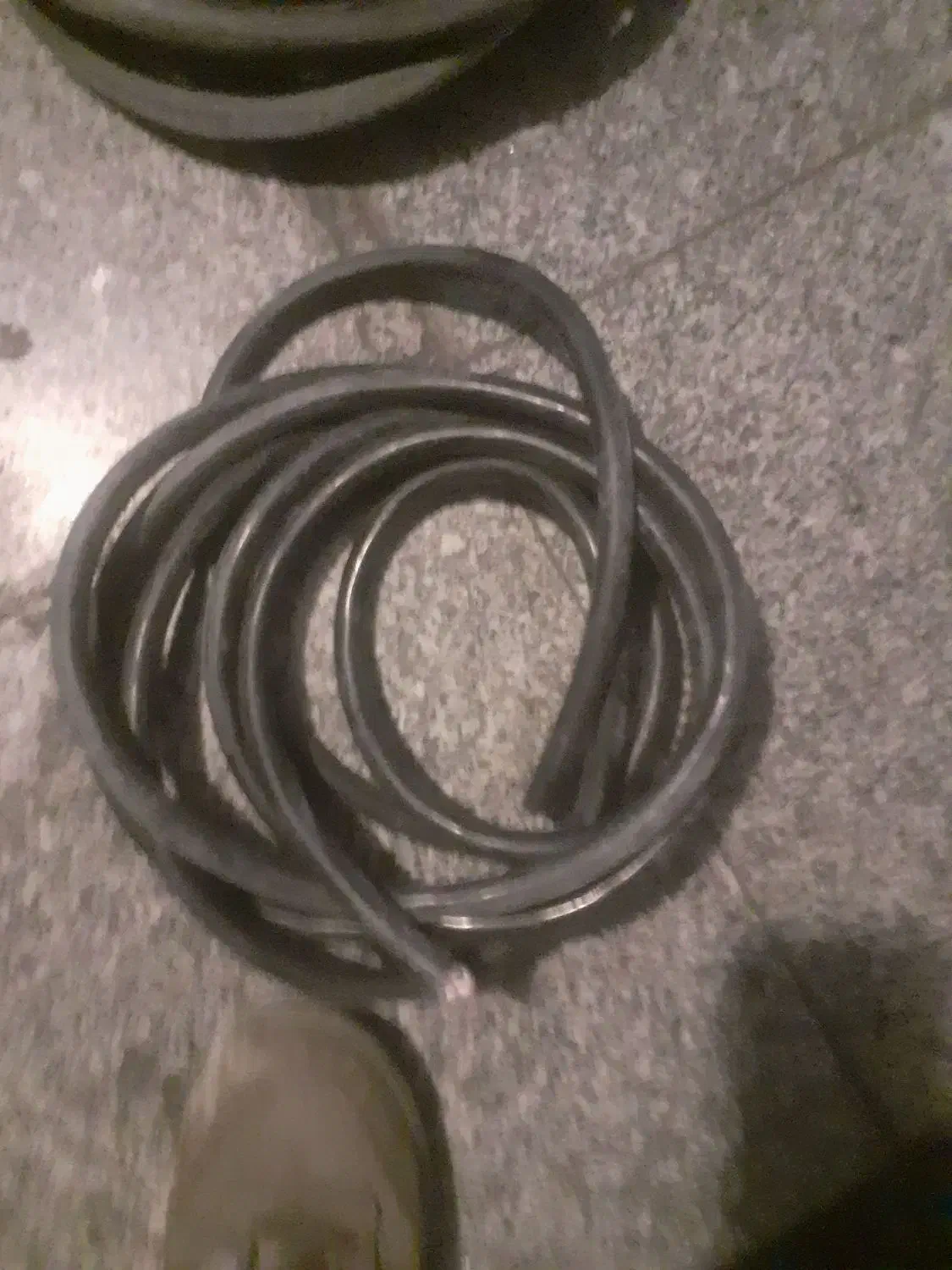 کابل برق|مصالح و تجهیزات ساختمان|تهران, کرمان|دیوار