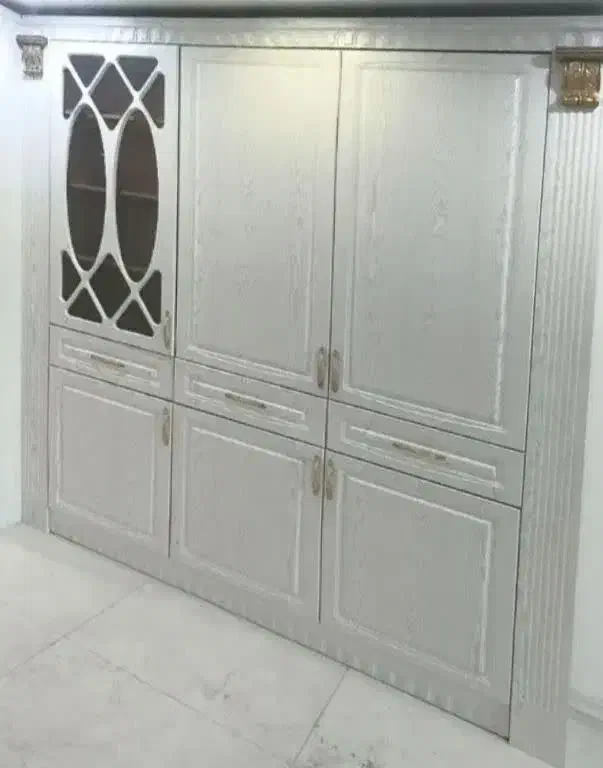 یک عددکمددیواری ممبران نئوکلاسیک درجه یک|جاکفشی، کمد، دراور|دزفول, |دیوار