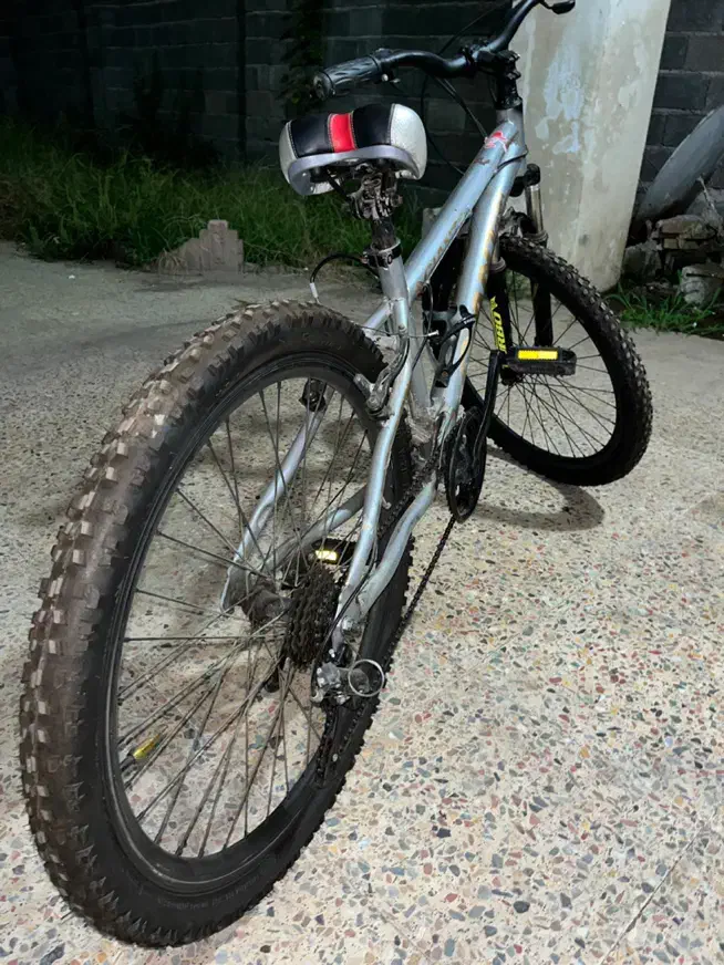 دوچرخه سایز ۲۶ دنده ای|دوچرخه، اسکیت، اسکوتر|رودسر, |دیوار