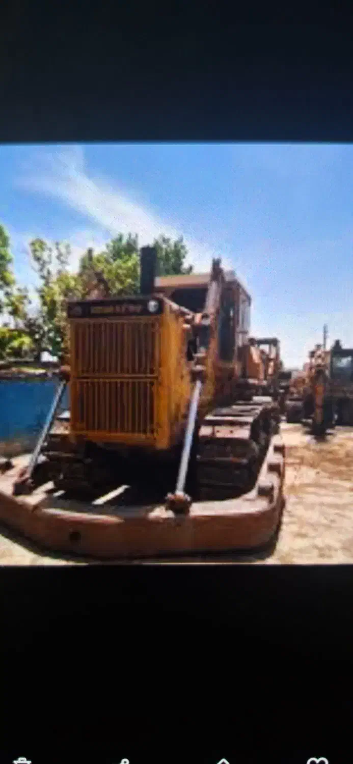 بلدوزر ۱۵۵|خودرو سنگین|دزفول, |دیوار