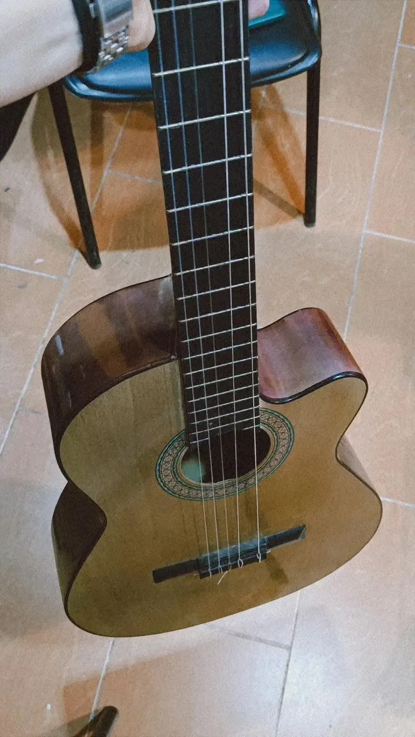 گیتار درجه یک (شوش دانیال) ارسال سراسر کشور|گیتار، بیس، امپلیفایر|بندر ماهشهر, |دیوار