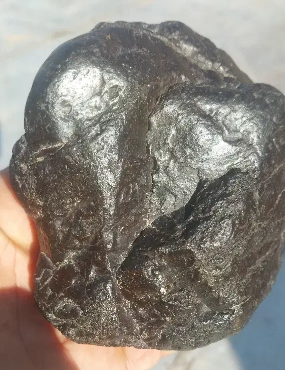 شهاب سنگ اصلی مریخی نوع کربنی|جواهرات|کهریزک, |دیوار