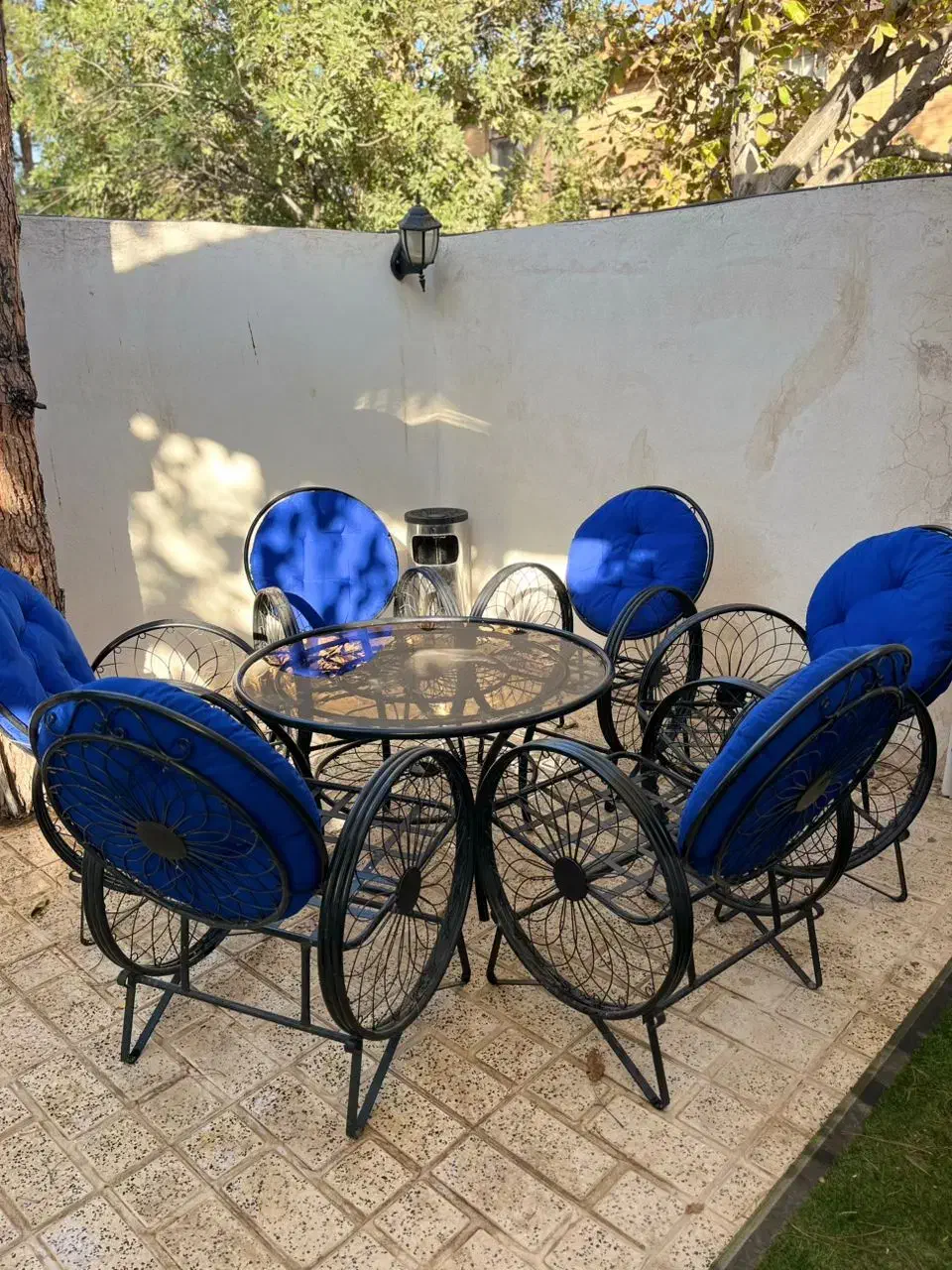 صندلی فلزی با میز و تاب در حد نو|صندلی و نیمکت|رباطکریم, پرندک|دیوار