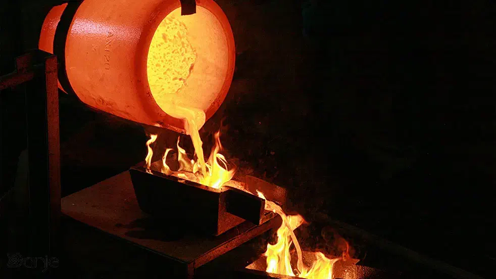 خدمات ذوب طلا و نقره و عیار سنجی|خدمات پیشه و مهارت|اصفهان, نقش جهان|دیوار