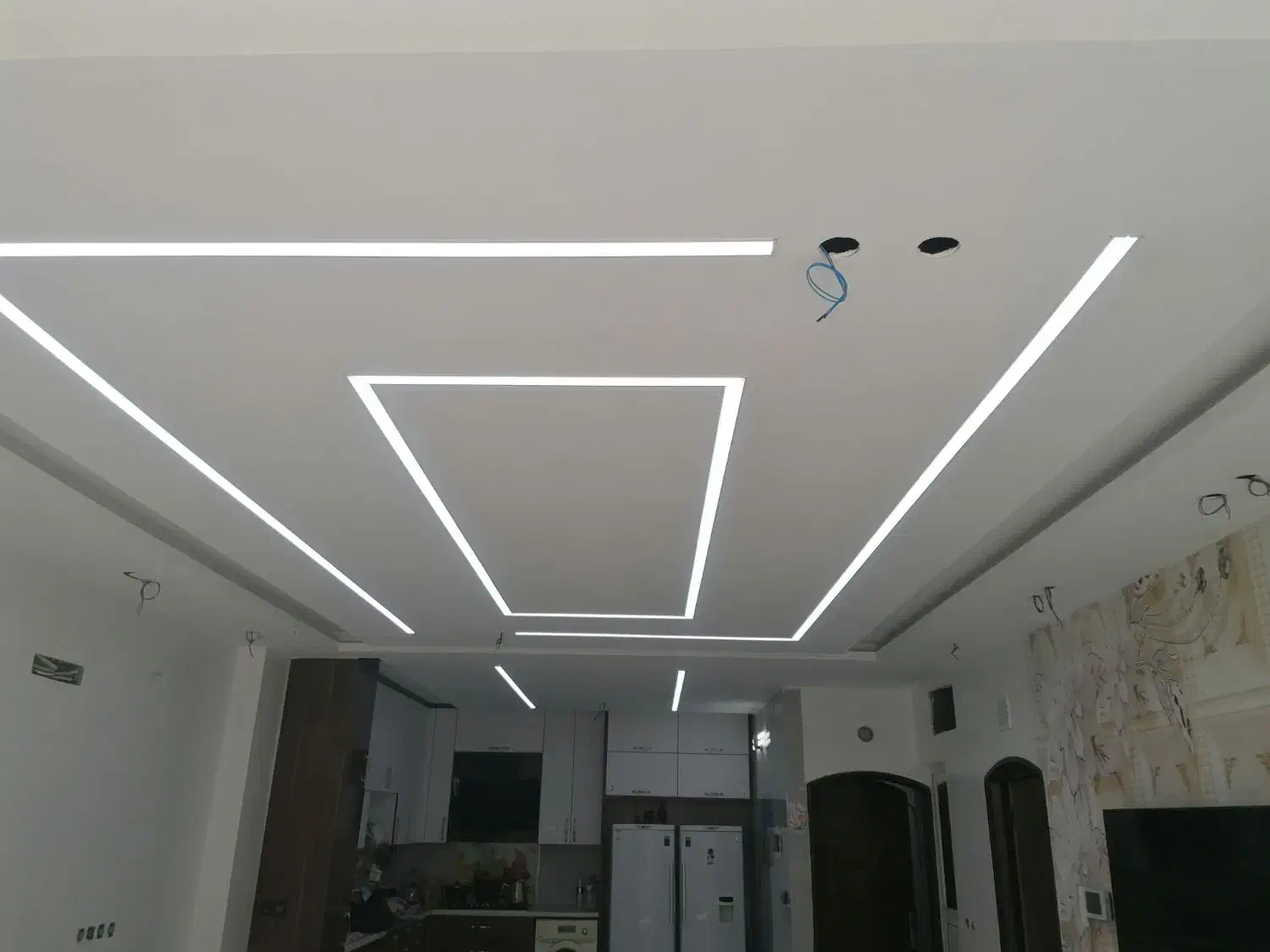 لوپ لاین*برش و ساخت لاین نوری در محل اجرای کار*|خدمات پیشه و مهارت|اصفهان, کوی شهید کشوری|دیوار