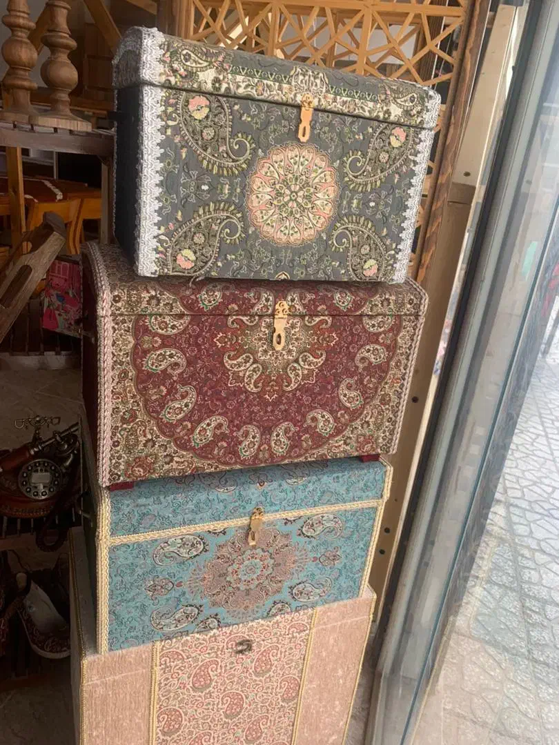 صندوقچه های سنتی بزرگ|صنایع دستی و سایر لوازم تزئینی|قم, باغ کرباسی|دیوار