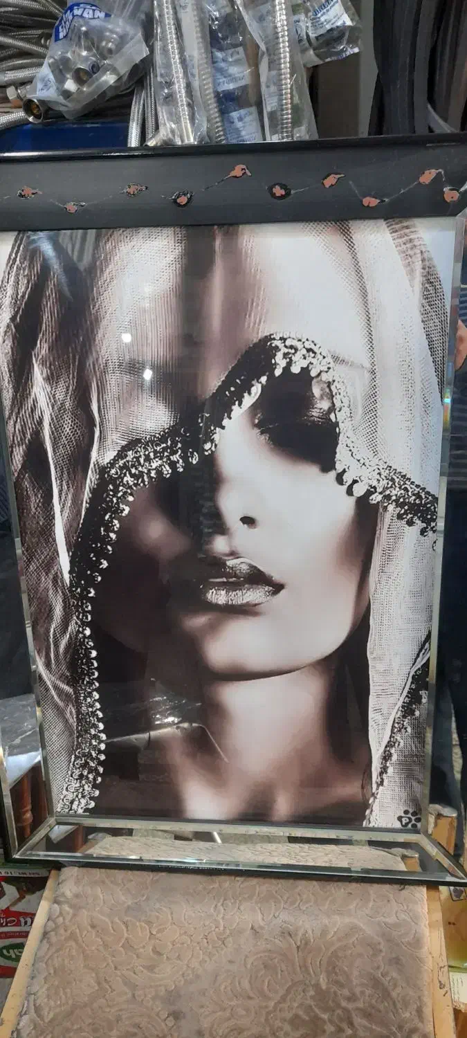 قاب عکس با دو ایینه|صنایع دستی و سایر لوازم تزئینی|قم, تکیه آقا سید حسنی|دیوار