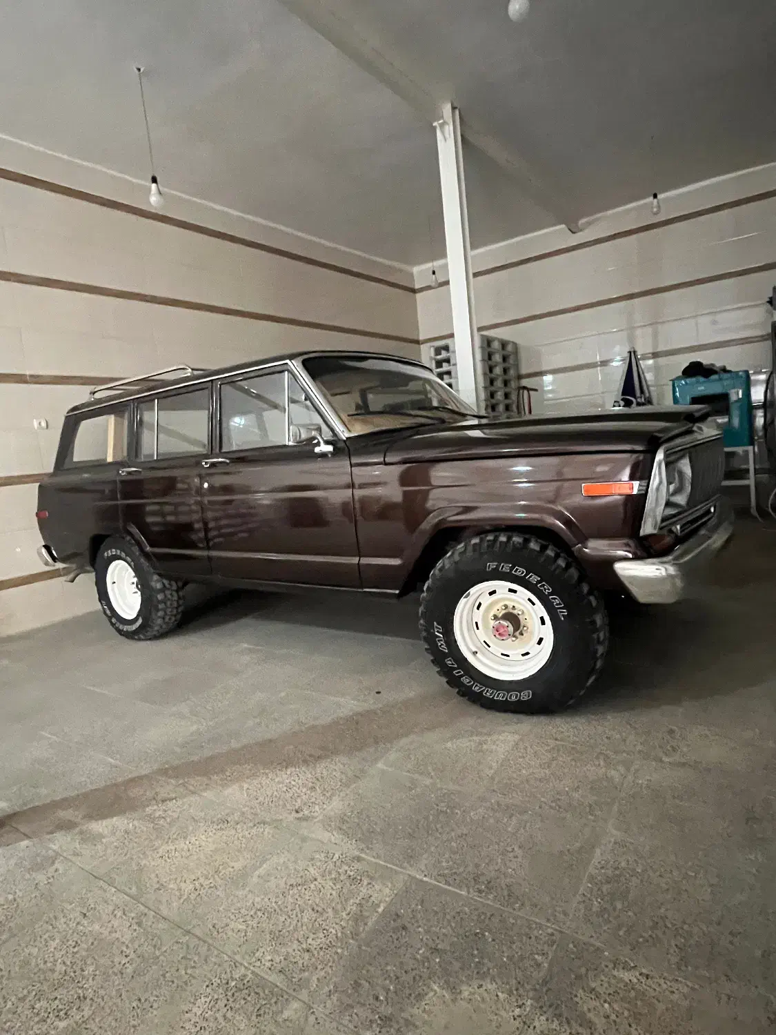 جیپ گرند واگونیر هشت سیلندر|خودرو سواری و وانت|تهران, دکتر هوشیار|دیوار