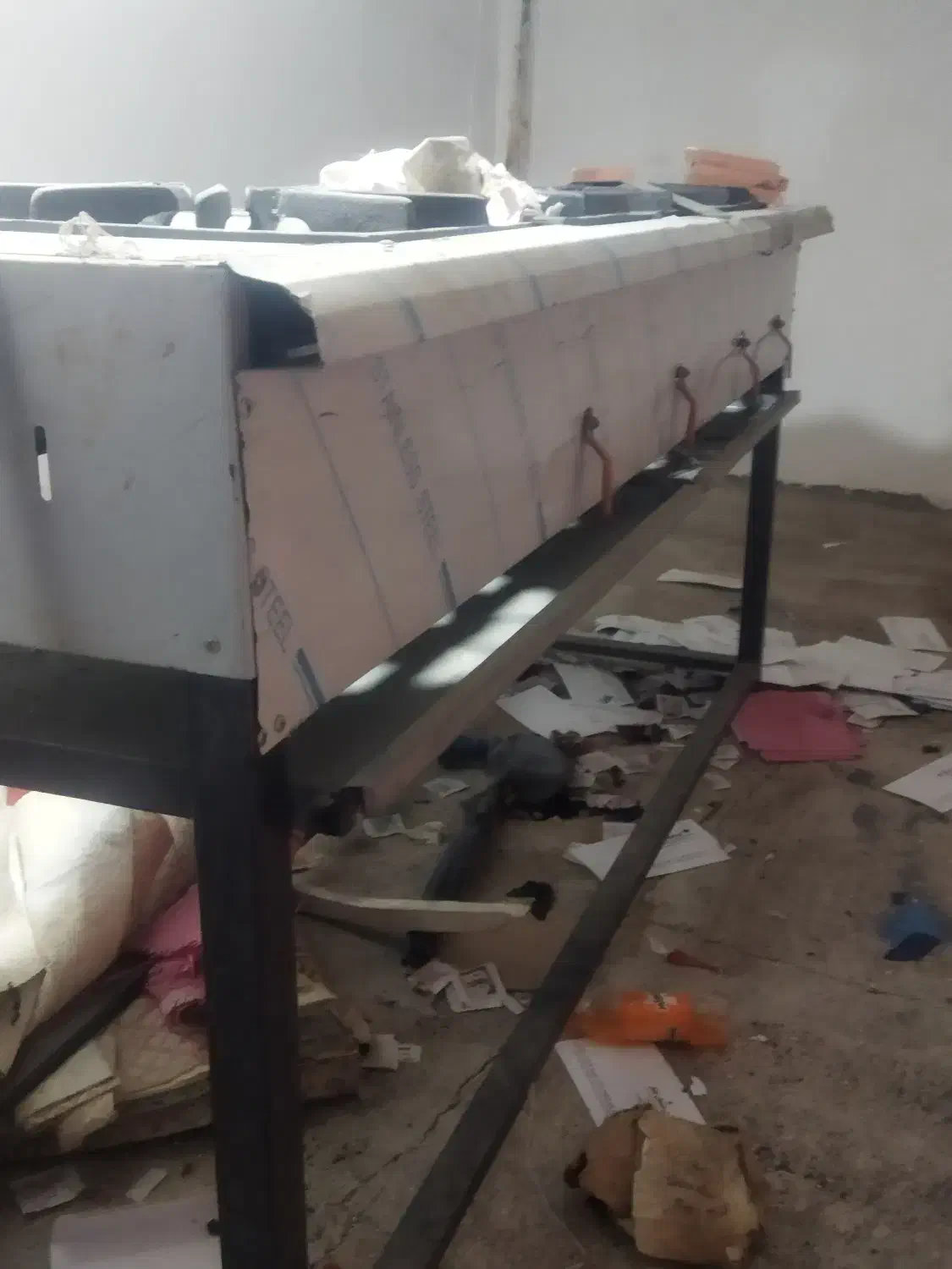 تنور  فر  و مقداری لوازم رستوران|کافی‌شاپ و رستوران|بهارستان, |دیوار