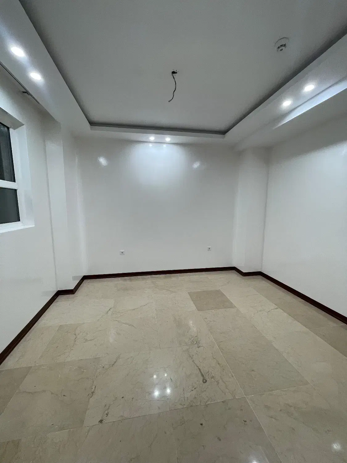 ۱۴۰متر۳خواب ۱خواب مستر نوساز شخصی ساز چیتگر کوهک