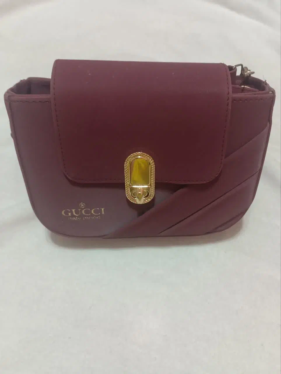 **هدیه ای ویژه برای روز مادر** با قیمت های مناسب|کیف، کفش، کمربند|یزد, |دیوار