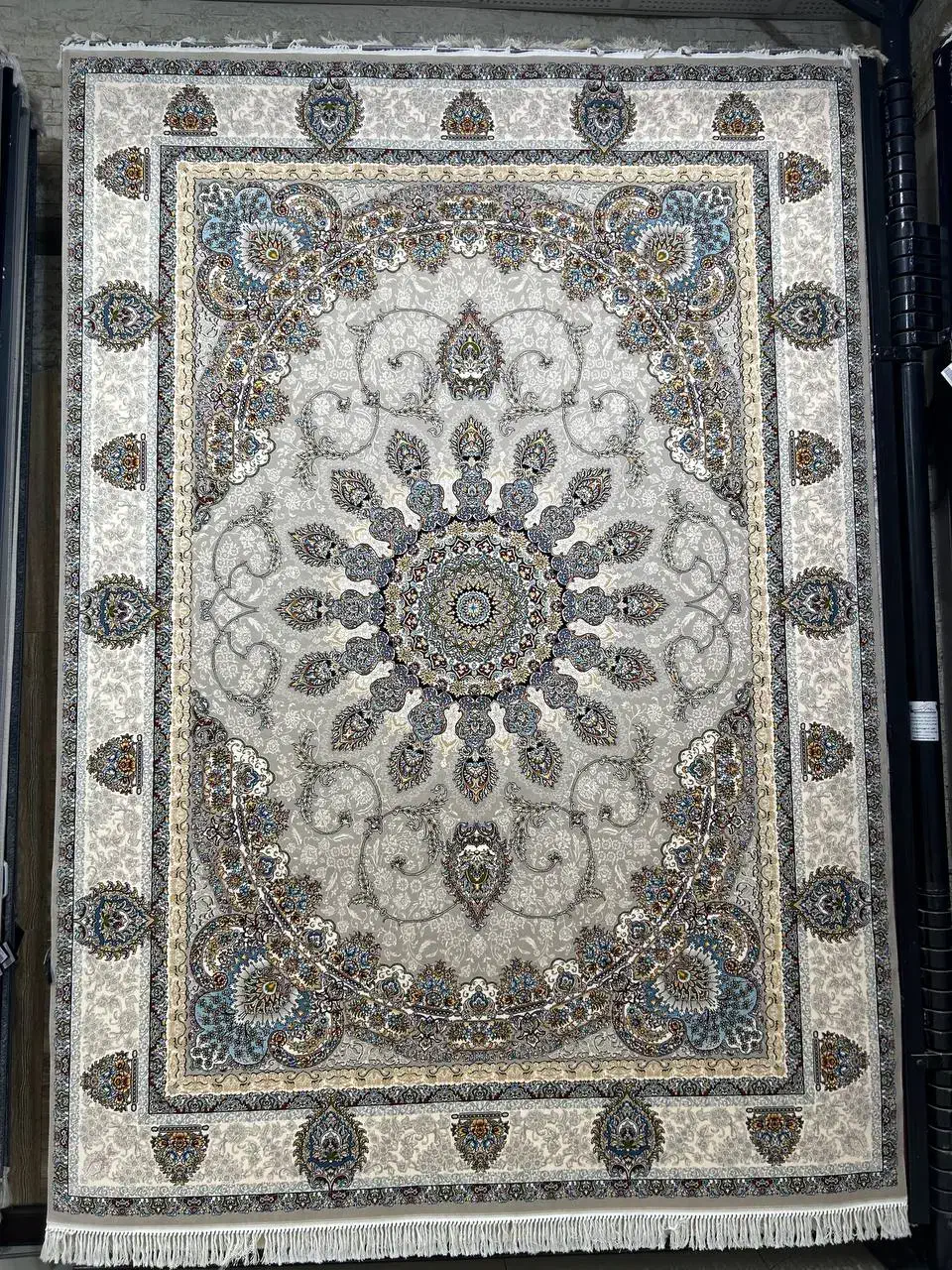 بزرگترین حراج سال در شهر فرش کوروش|فرش|کرج, چمران|دیوار