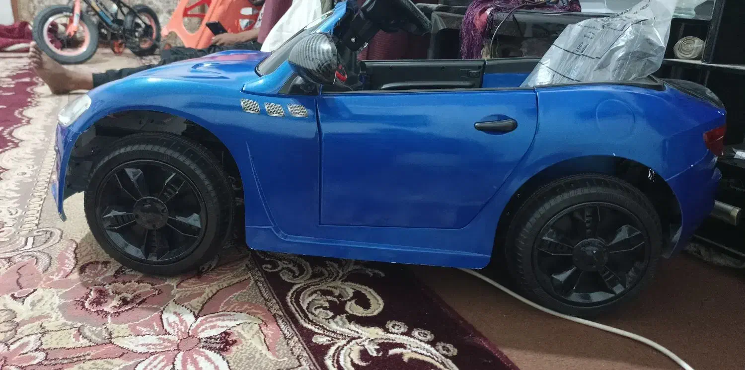 ماشین شارژی فروش فوری ده میلیون مفت|اسباببازی بچه|جیرفت, |دیوار