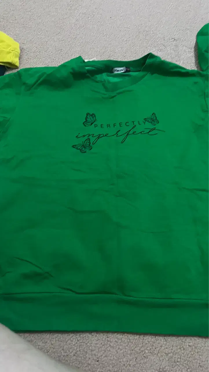 تعدادی تیشرت کراپ لباس|لباس|علی‌آباد کتول, |دیوار