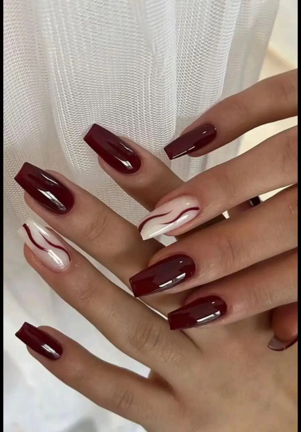 کاشت ترمیم و ژلیش ناخن دست و پا|خدمات آرایشگری و زیبایی|کرج, گوهردشت|دیوار