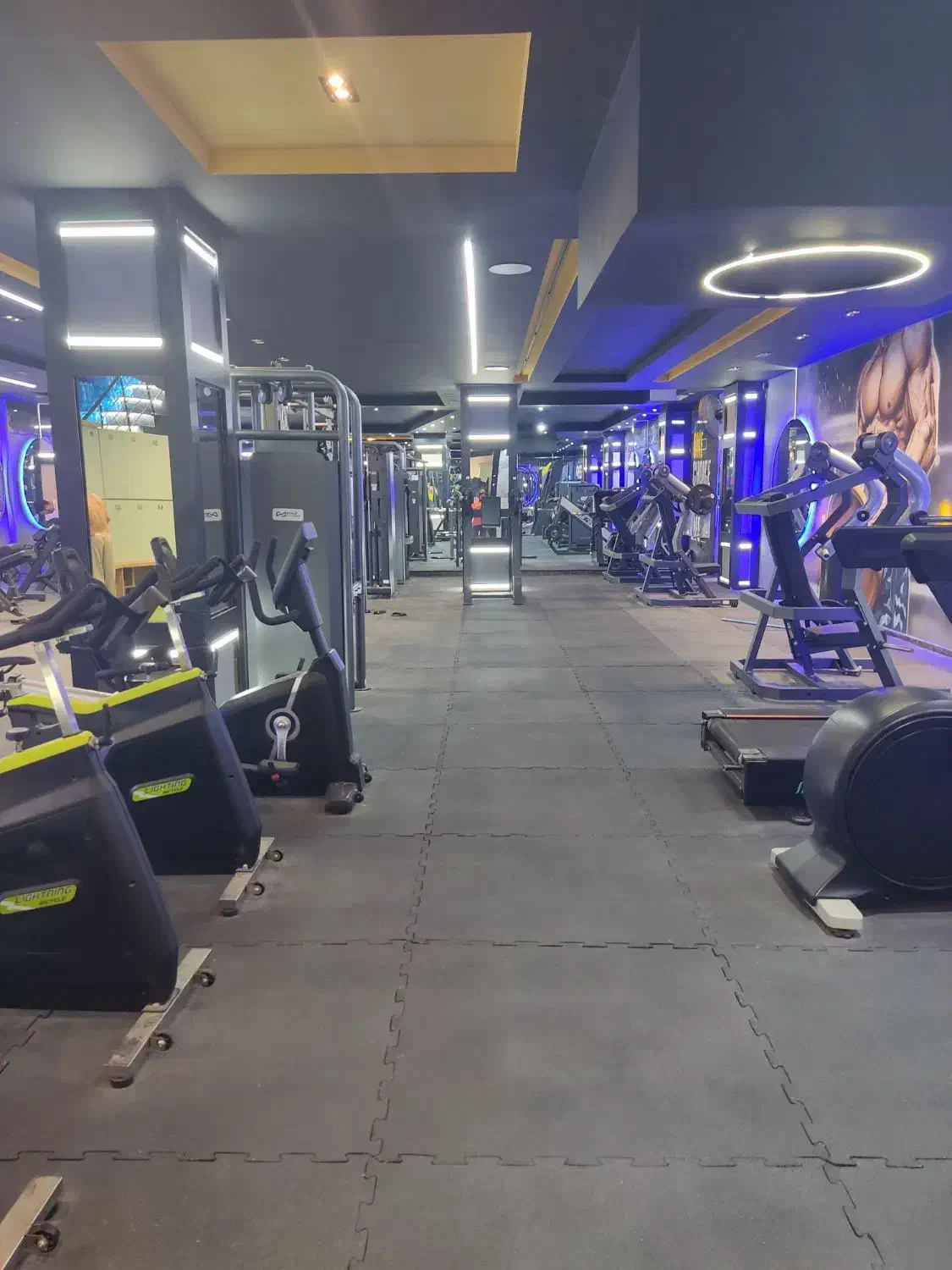 نیروی خدماتی باشگاه|استخدام سرایداری و نظافت|نسیم‌شهر, |دیوار