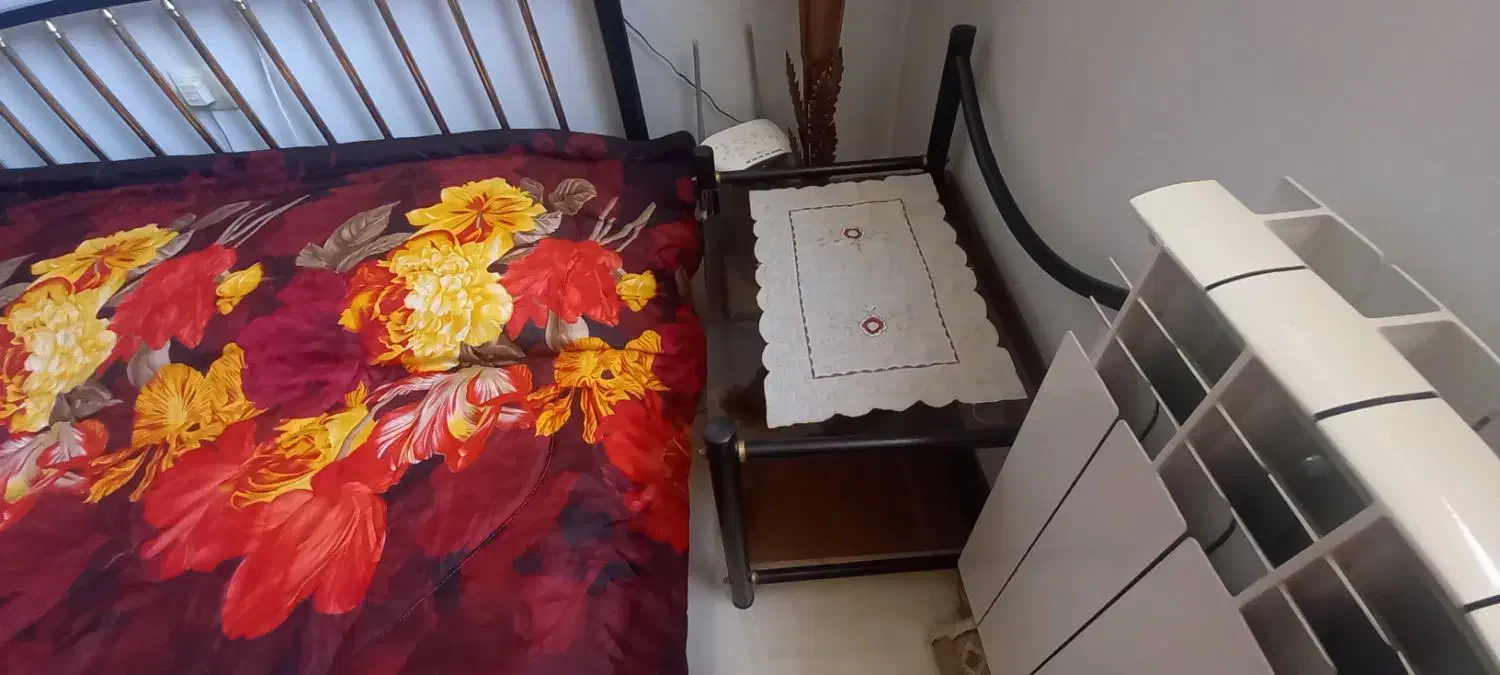 سرویس خواب دونفره فرفورژه در حد نو|تخت و سرویس خواب|کرمان, |دیوار