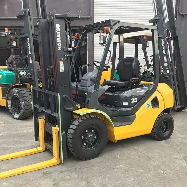 راهنمایی واسه رانندگی لیفتراک|فعالیت داوطلبانه|قم, قلعه کامکار|دیوار