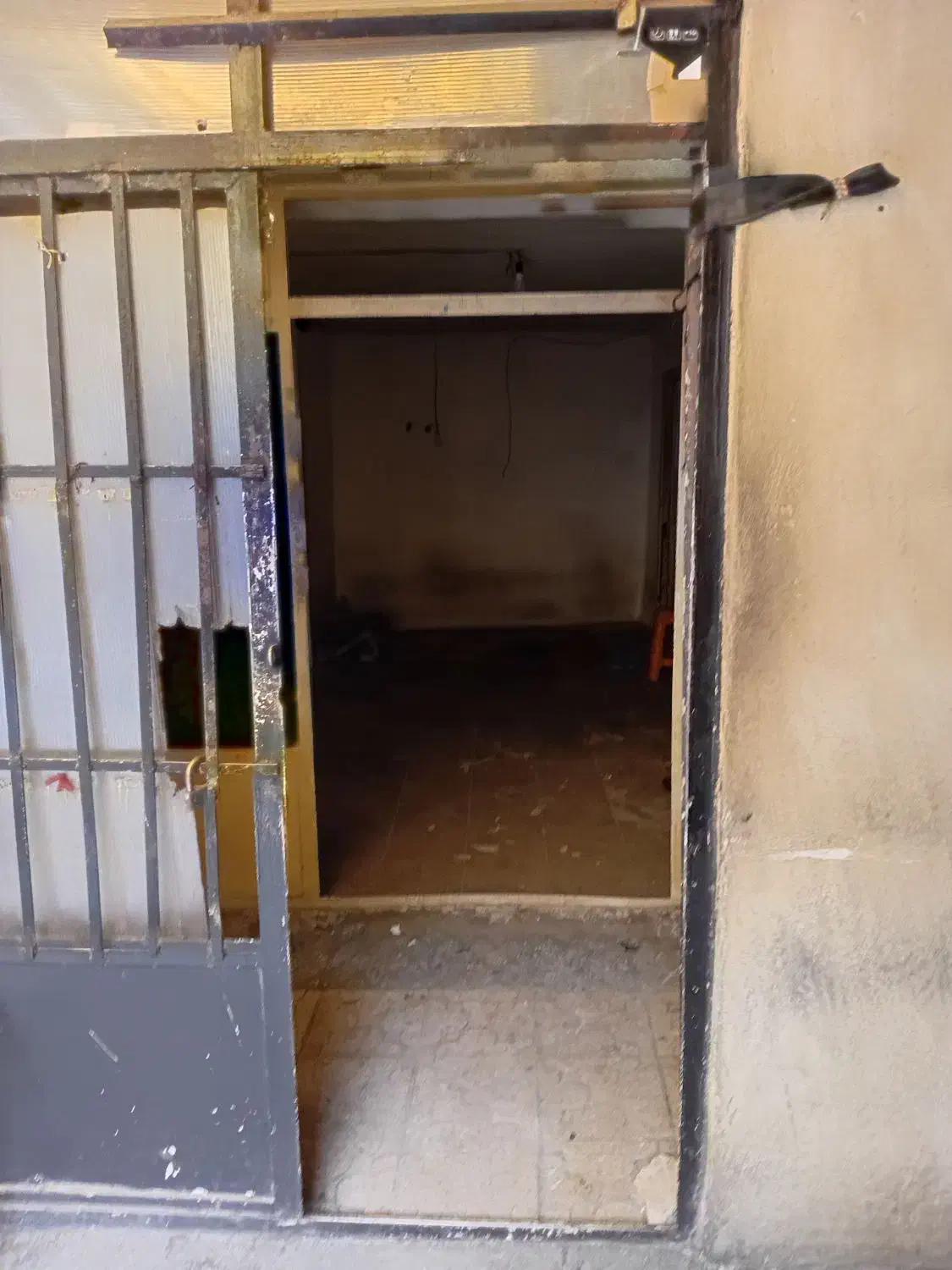 اجاره دربست به کارگر یا انباری یا تولیدی