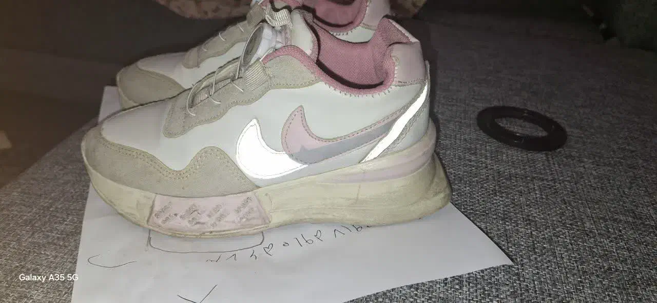 کتونی محکم و سالم دخترانه|کفش و لباس بچه|تهران, امام زاده حسن|دیوار