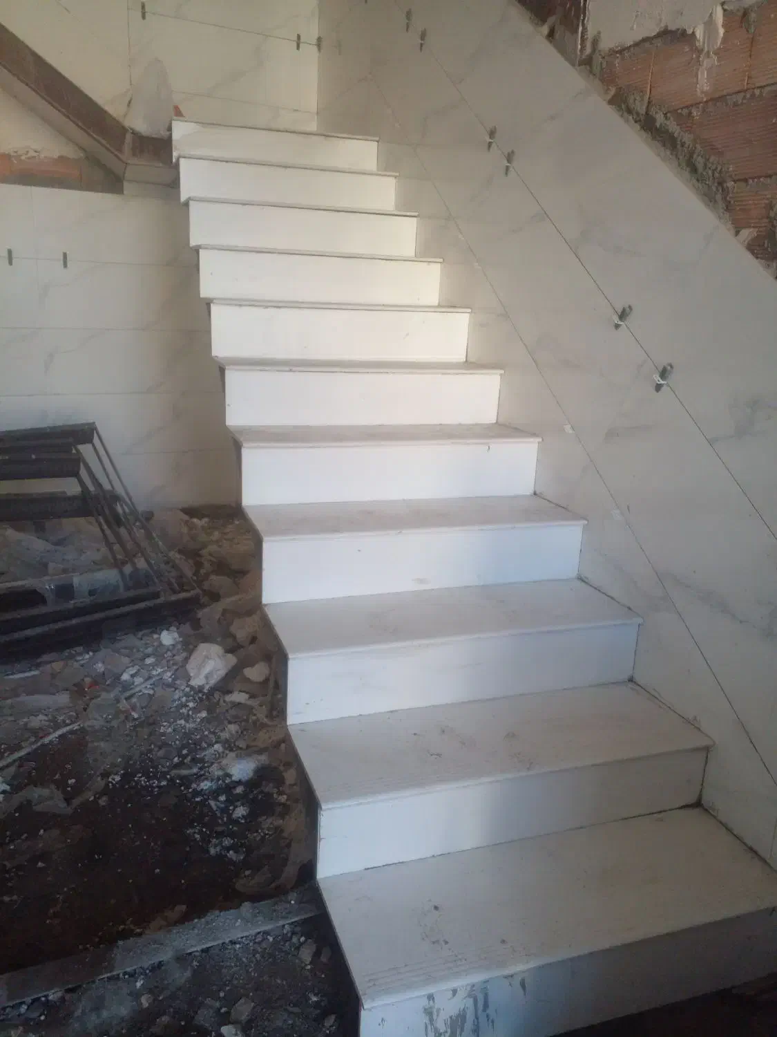 کارگر کاشیکار|خدمات پیشه و مهارت|مریوان, |دیوار