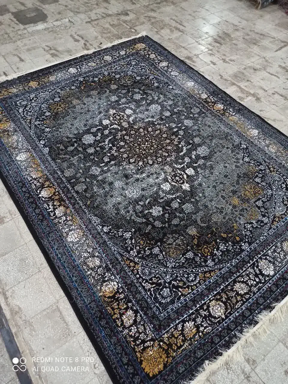 فرش 12 متری تخفیفی فقط و فقط 11 میلیون|فرش|چرام, |دیوار