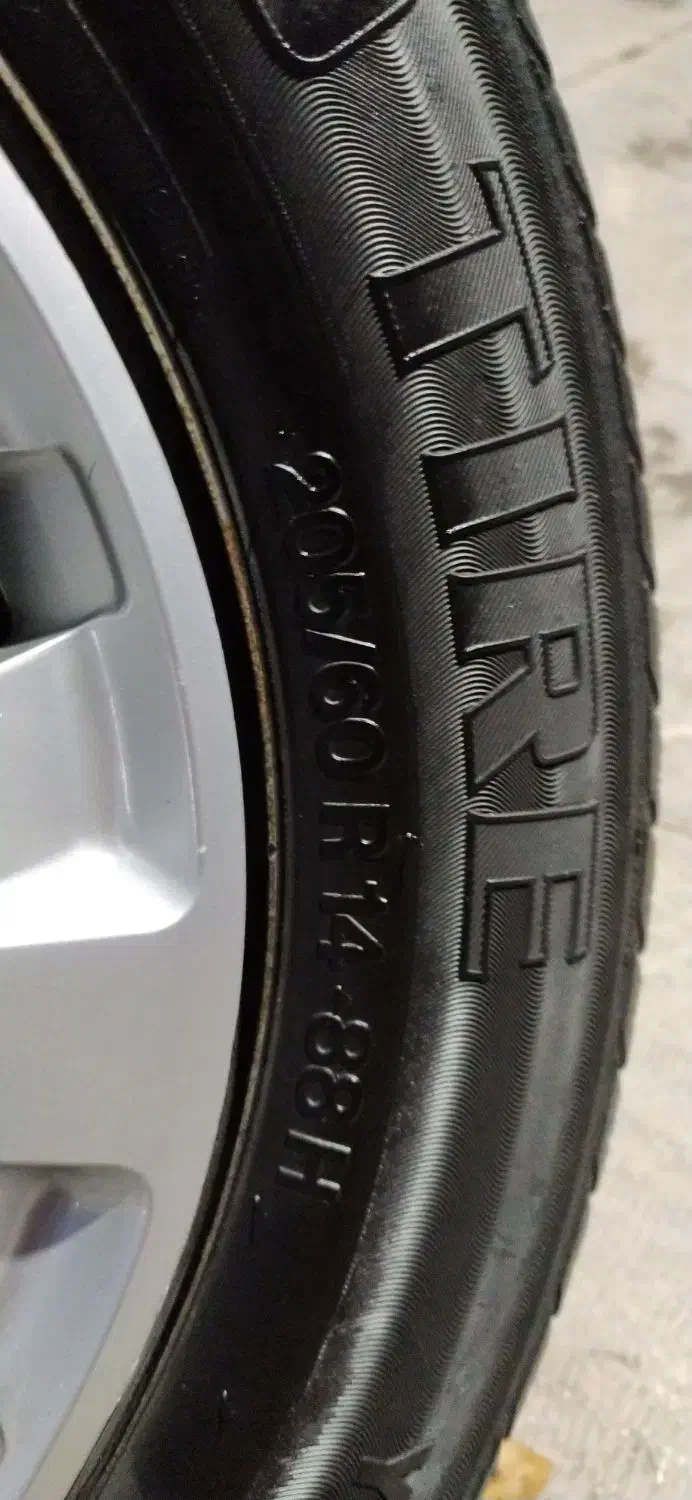 رینگ لاستیک 14 پژو|قطعات یدکی و لوازم جانبی|تهران, افسریه شمالی|دیوار