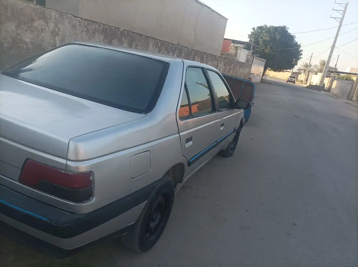 فروش ۴۰۵ نقره ای ۸۴|خودرو سواری و وانت|برازجان, |دیوار