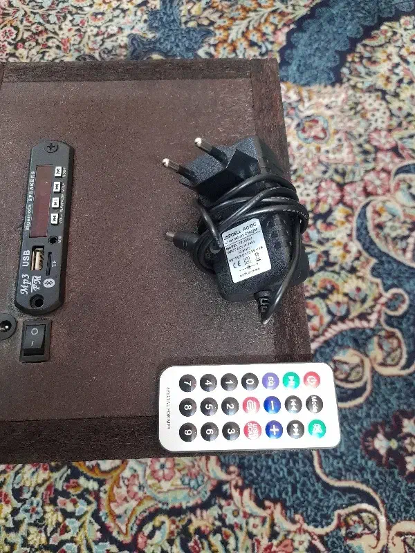 اسپیکر|پخش‌کننده همراه|شاهین‌شهر, فدک|دیوار