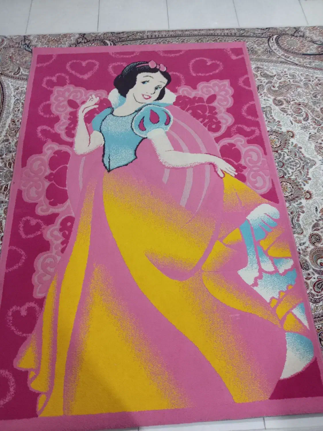 فرش اتاق بچه|فرش|بومهن, |دیوار