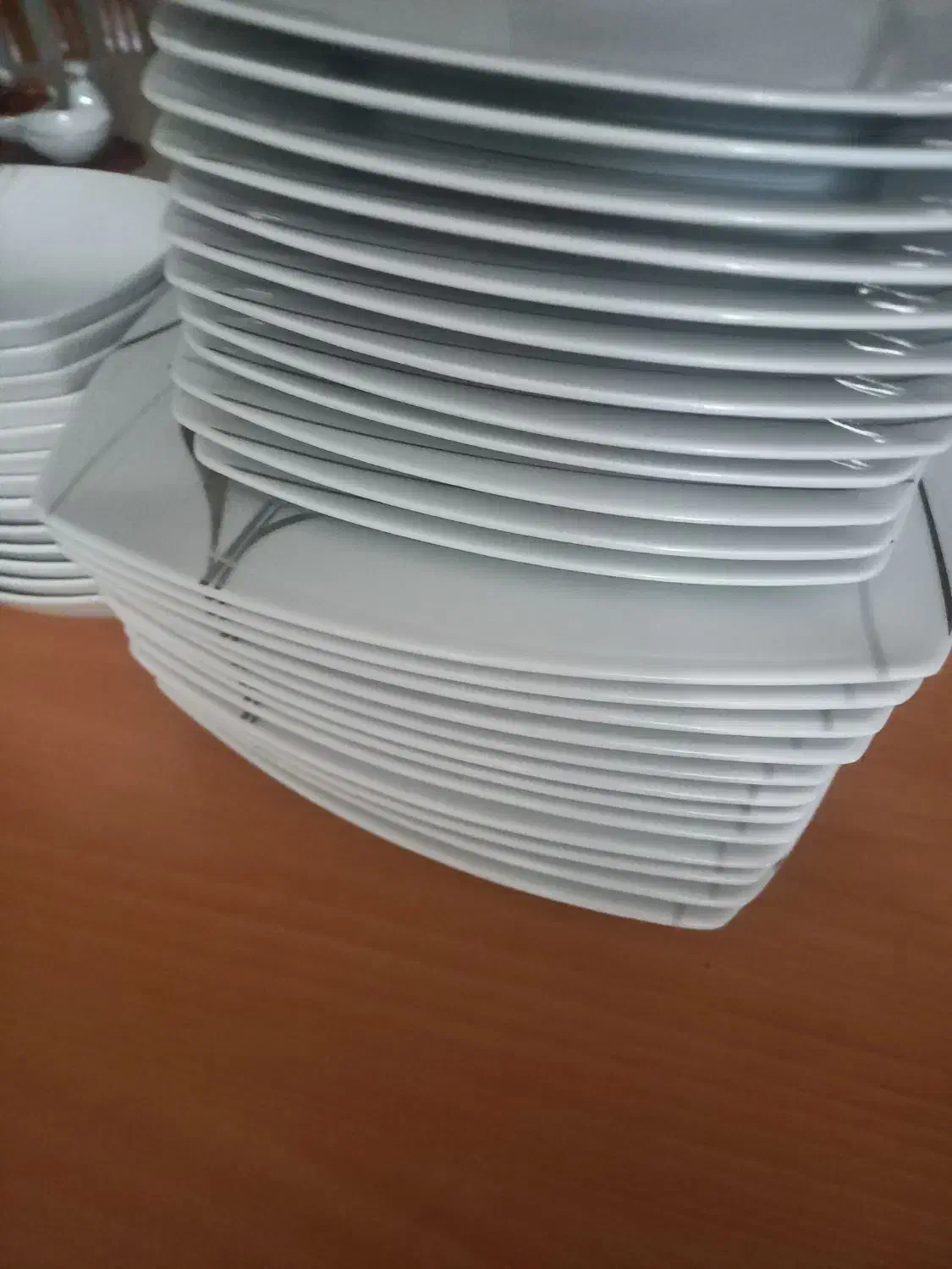 ظرف|ظروف سرو و پذیرایی|مشهد, صداقیه|دیوار