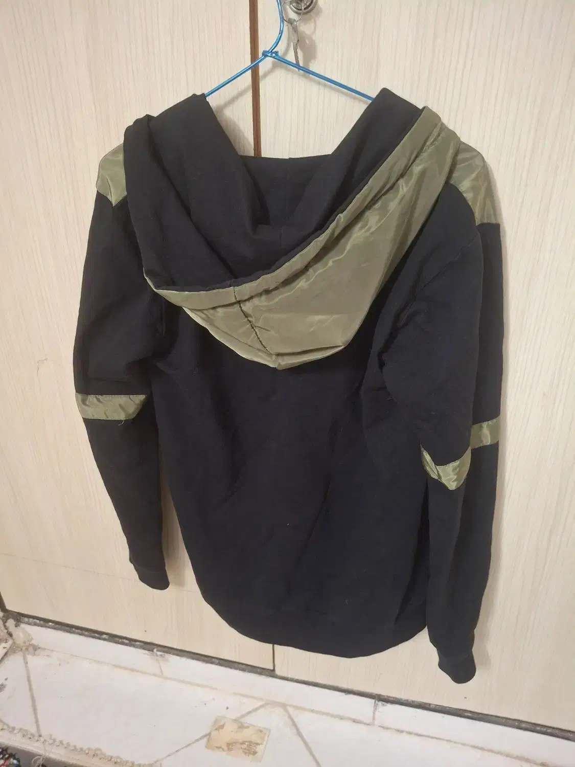 لباس|لباس|سبزوار, هویزه|دیوار