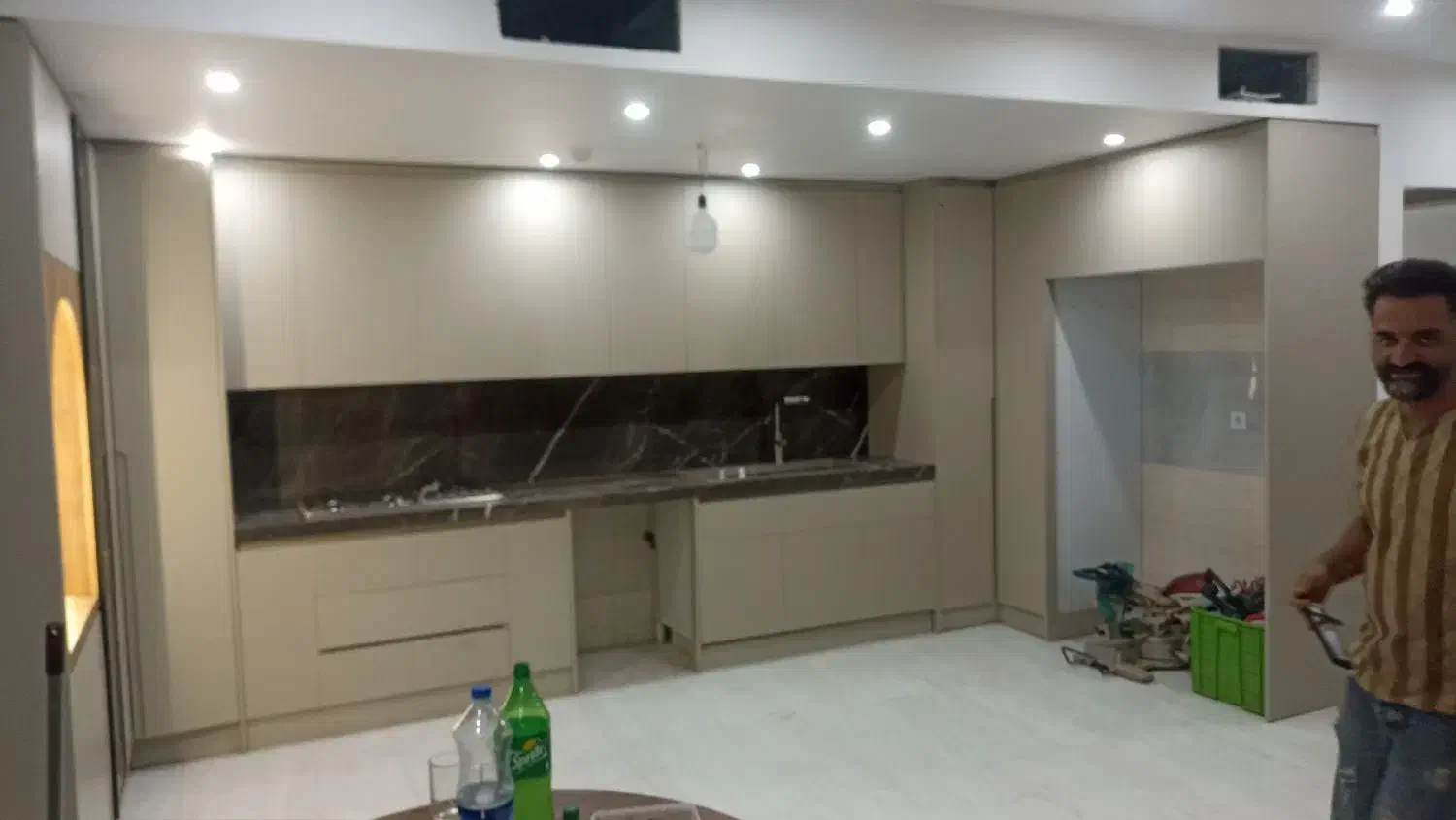 اجرای کابینت mdf و کمد دیواری و سرویس خواب تعمیرات|خدمات پیشه و مهارت|قوچان, |دیوار