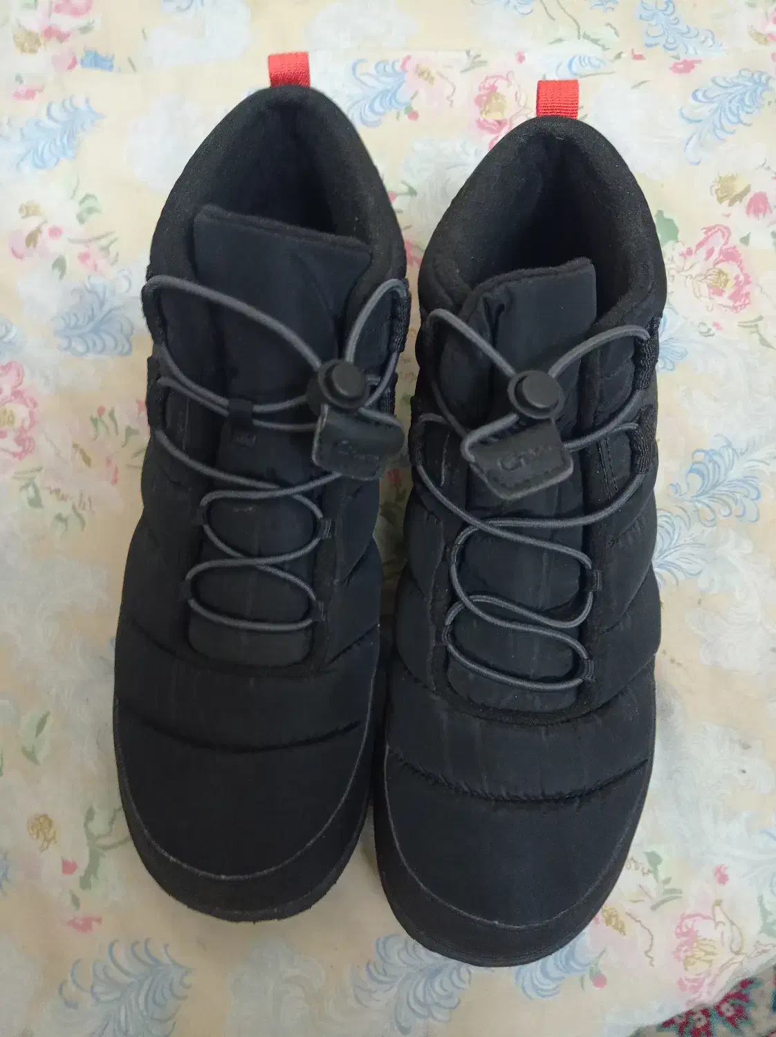 بوت زمستانه بسیار راحت و زد آب و زد سرما|کیف، کفش، کمربند|اردبیل, |دیوار