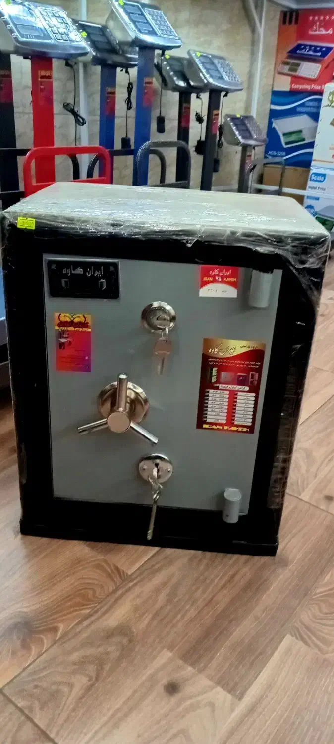 گاوصندوق ۱۵۰کوتاه ایران کاوه تک درب 150kotah ترازو|فروشگاه و مغازه|لاهیجان, بازکیاگوراب|دیوار