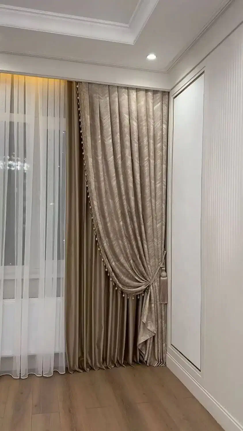 نصاب پرده دوخت پرده شستشوی پرده (( قیمت منصفانه ))|خدمات پیشه و مهارت|مشهد, وکیلآباد|دیوار