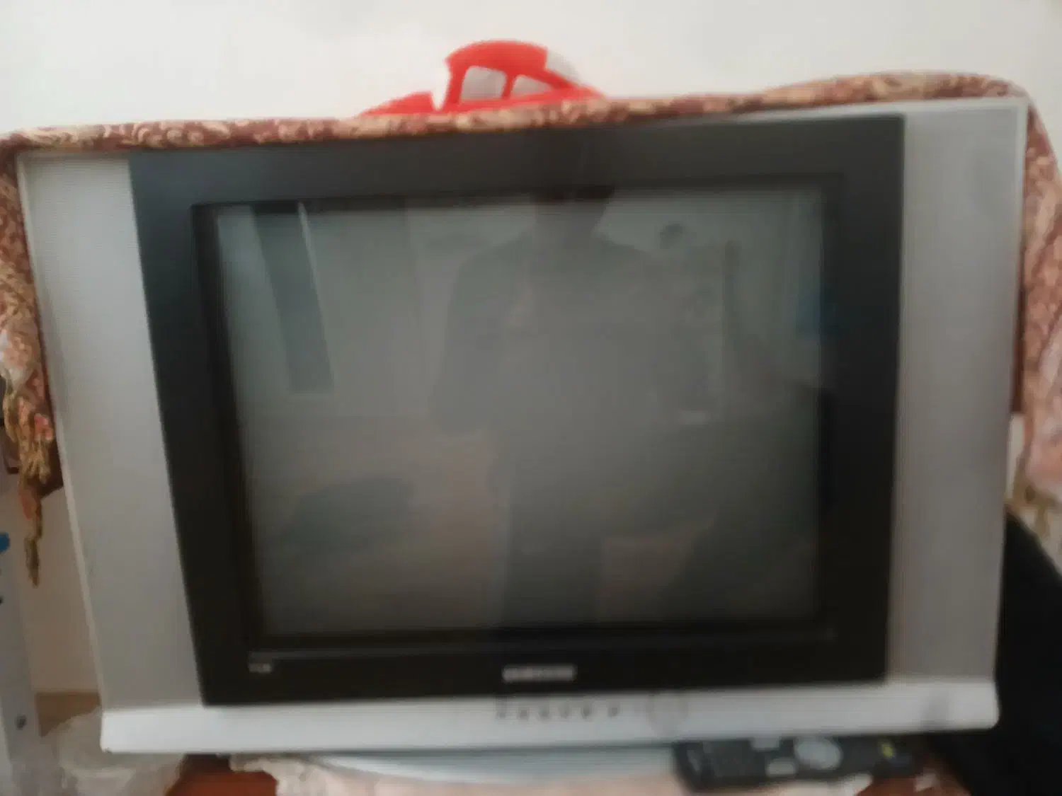 تلوزیون|تلویزیون و پروژکتور|قم, شاه سید علی|دیوار