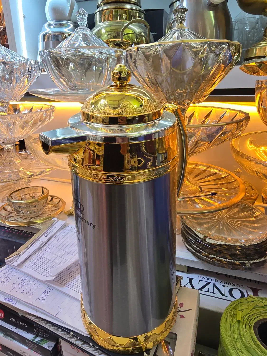 فلاسک|ظروف نگهدارنده، پلاستیکی، یک‌بارمصرف|زابل, |دیوار