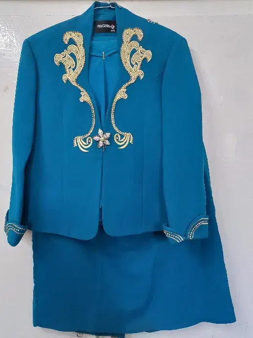 کت دامن مجلسی|لباس|مشهد, بهارستان|دیوار