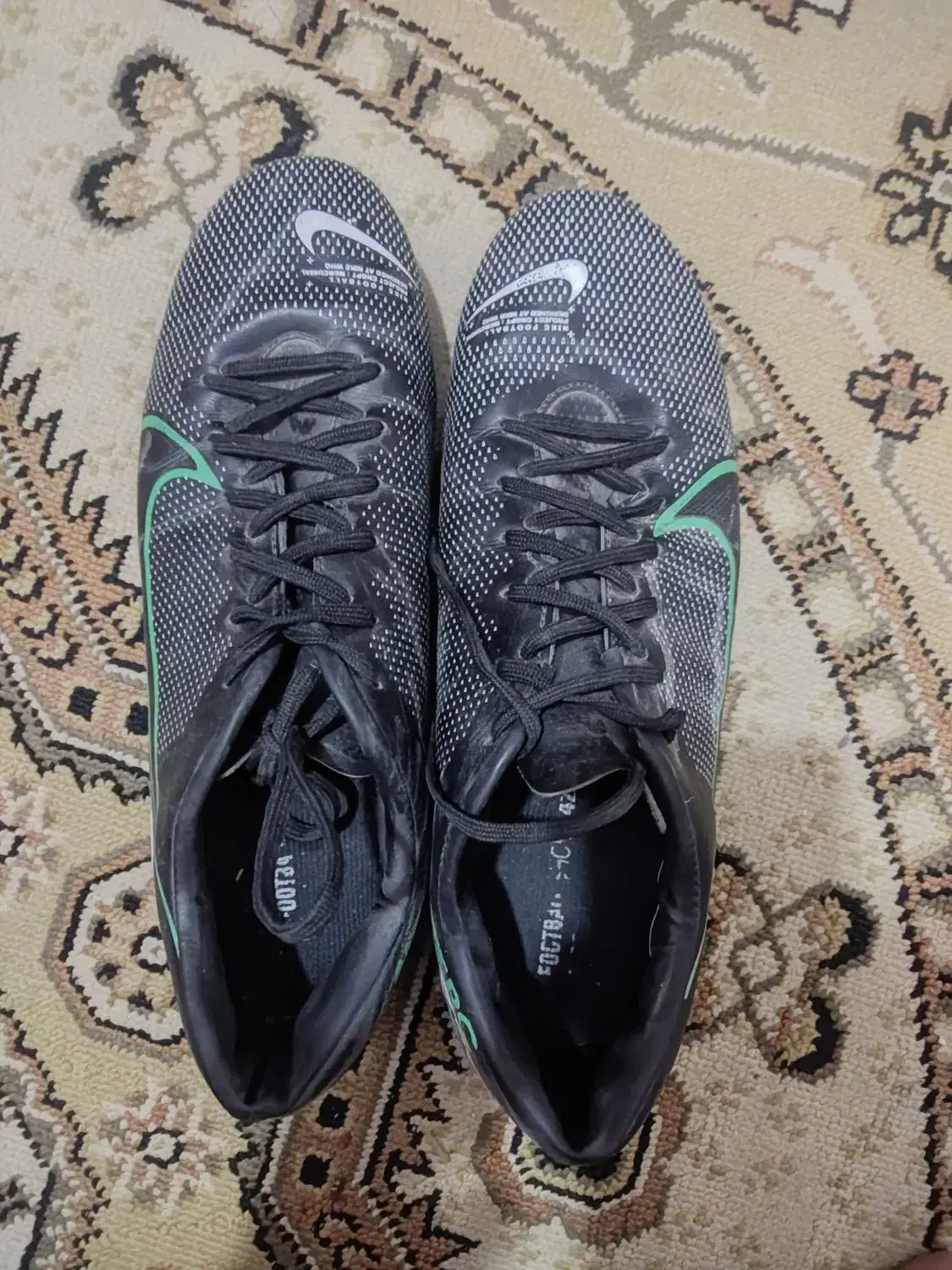 کفش چمنی|کیف، کفش، کمربند|یزد, |دیوار