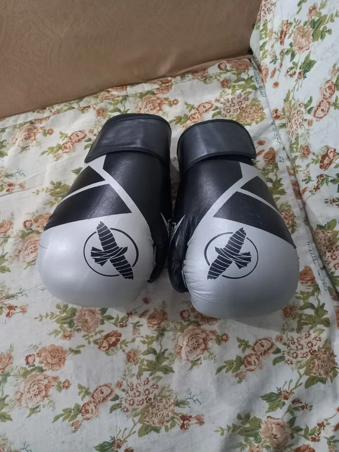 دستکش رزمی بوکس|تجهیزات ورزشی|ارومیه, |دیوار