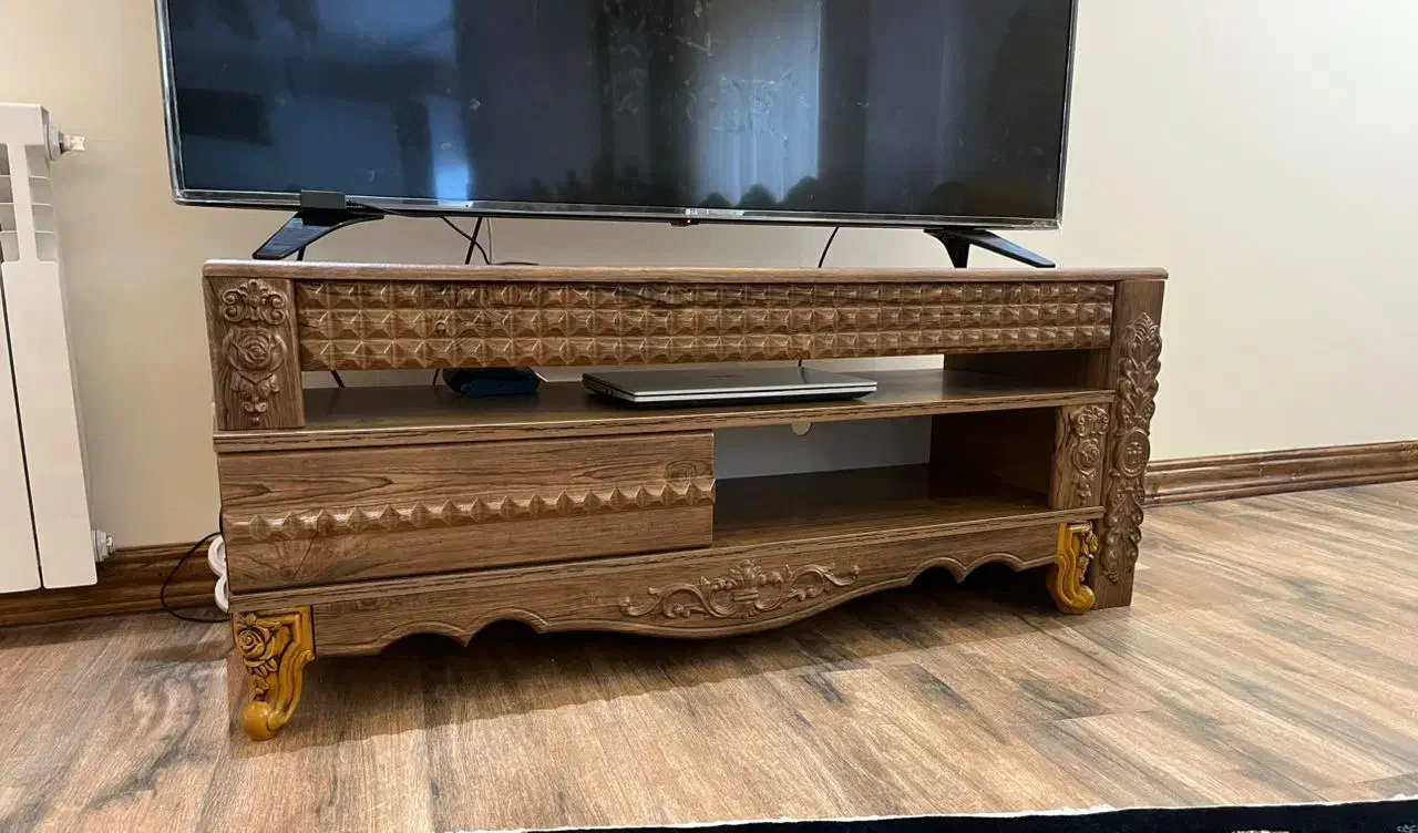 میز تلویزیون منبت کاری شده کلاسیک بدون هیچ خط و خش|میز تلویزیون|محمودآباد, |دیوار