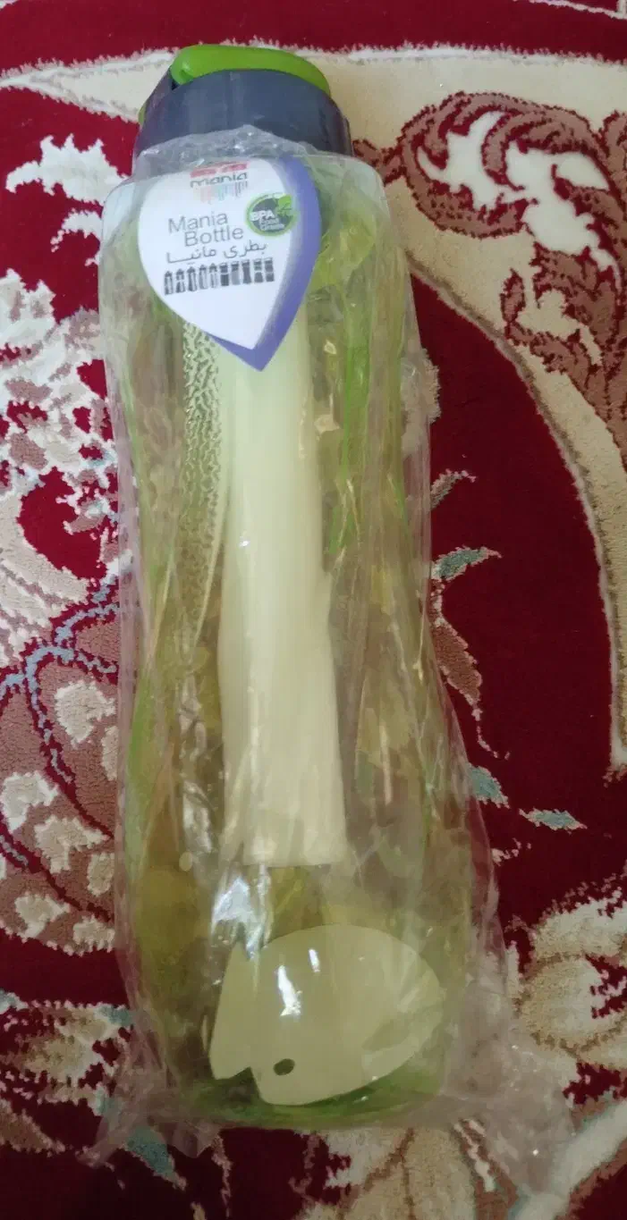 بطری آب|ظروف نگهدارنده، پلاستیکی، یکبارمصرف|پیشوا, |دیوار