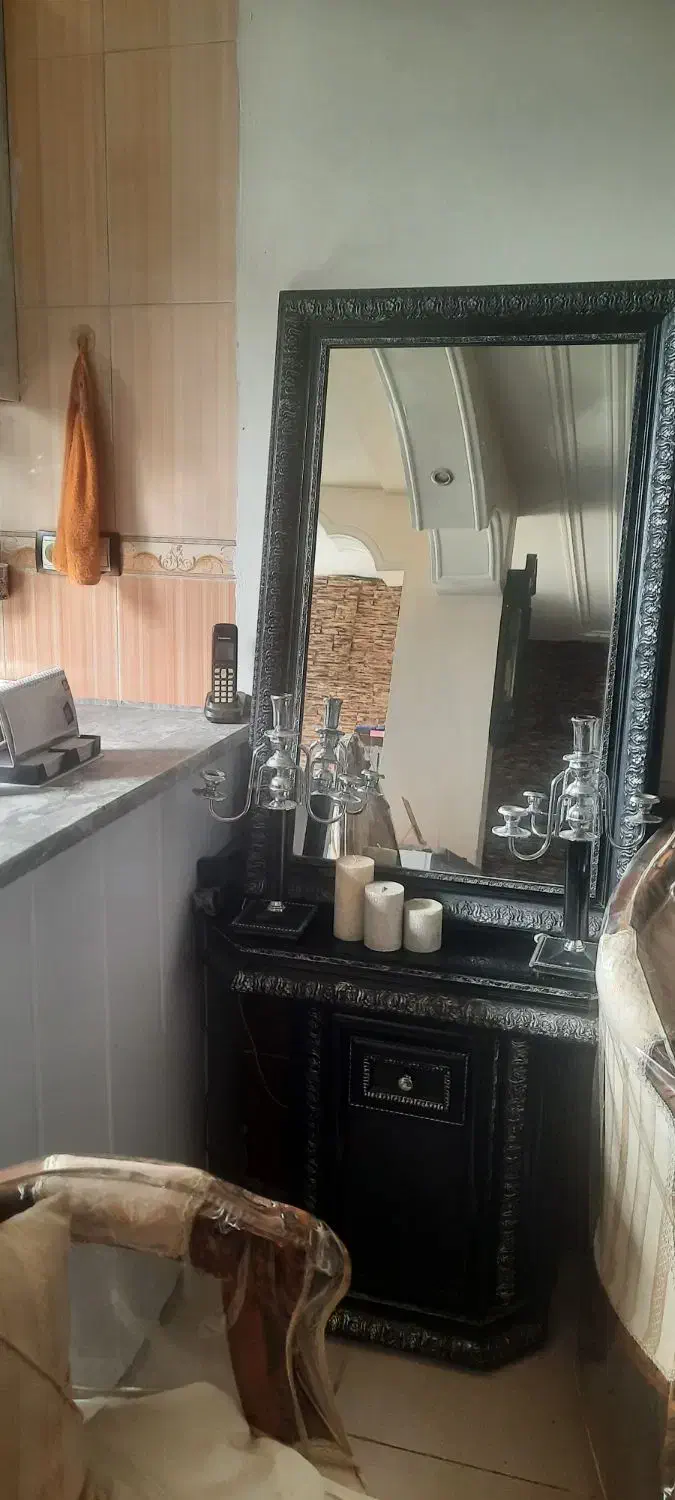 اینه وکنسول|بوفه، ویترین، کنسول|شیراز, قلعه نو|دیوار