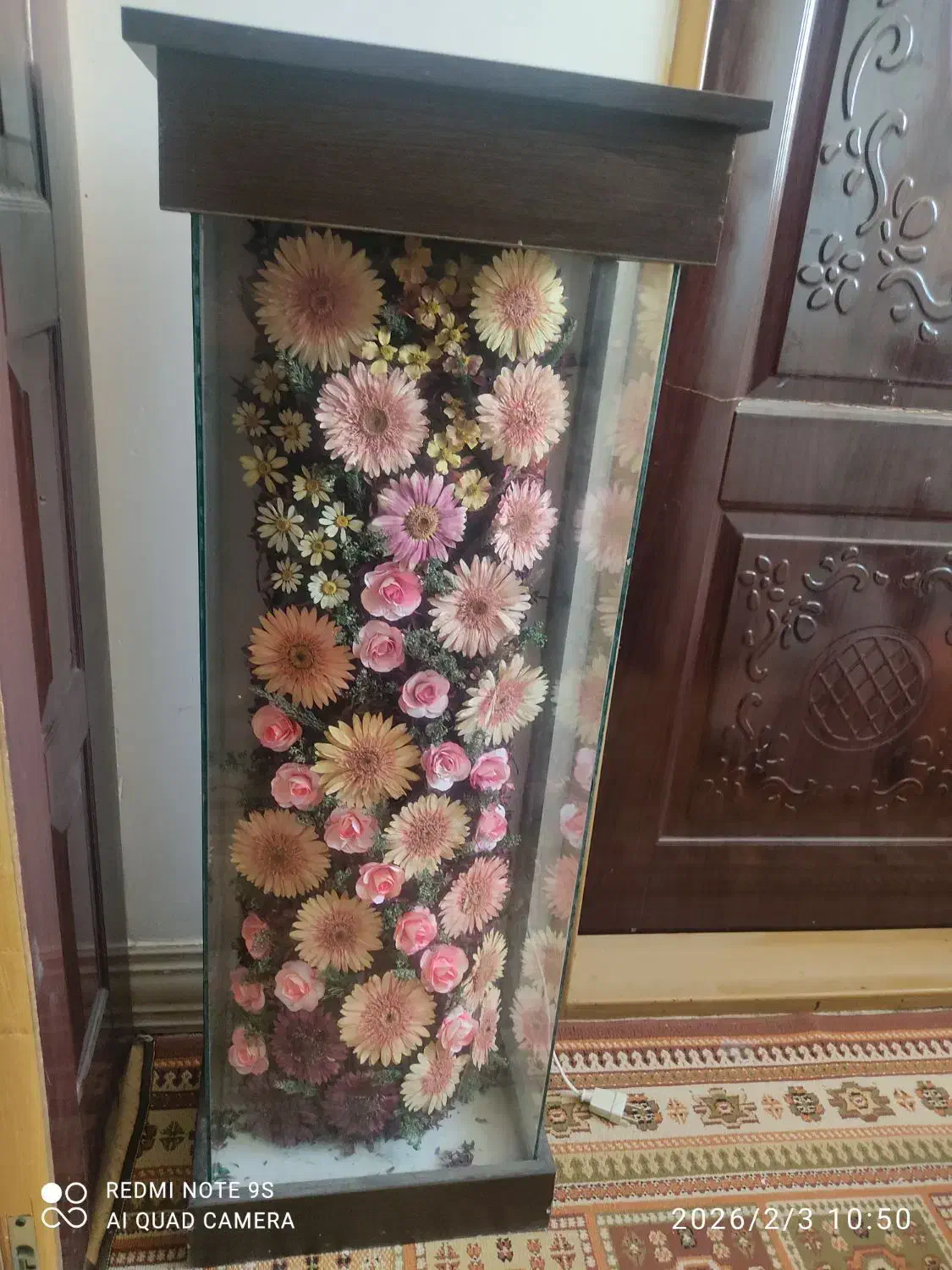 گل کنار سالنی|گل مصنوعی|زرند, |دیوار