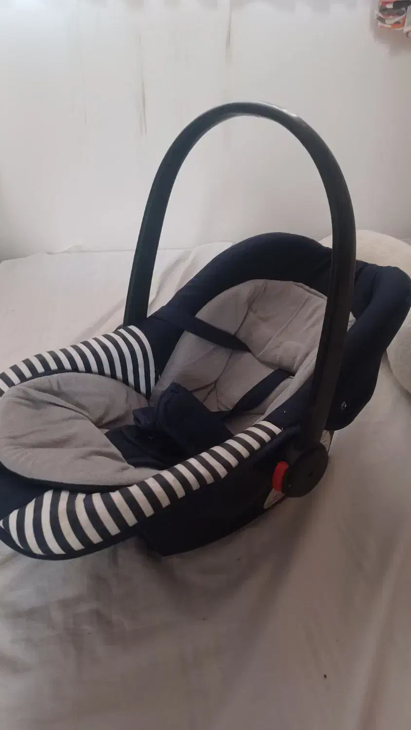 کریر سرمه ای|کالسکه و لوازم جانبی|کاشان, آیت الله سعیدی|دیوار