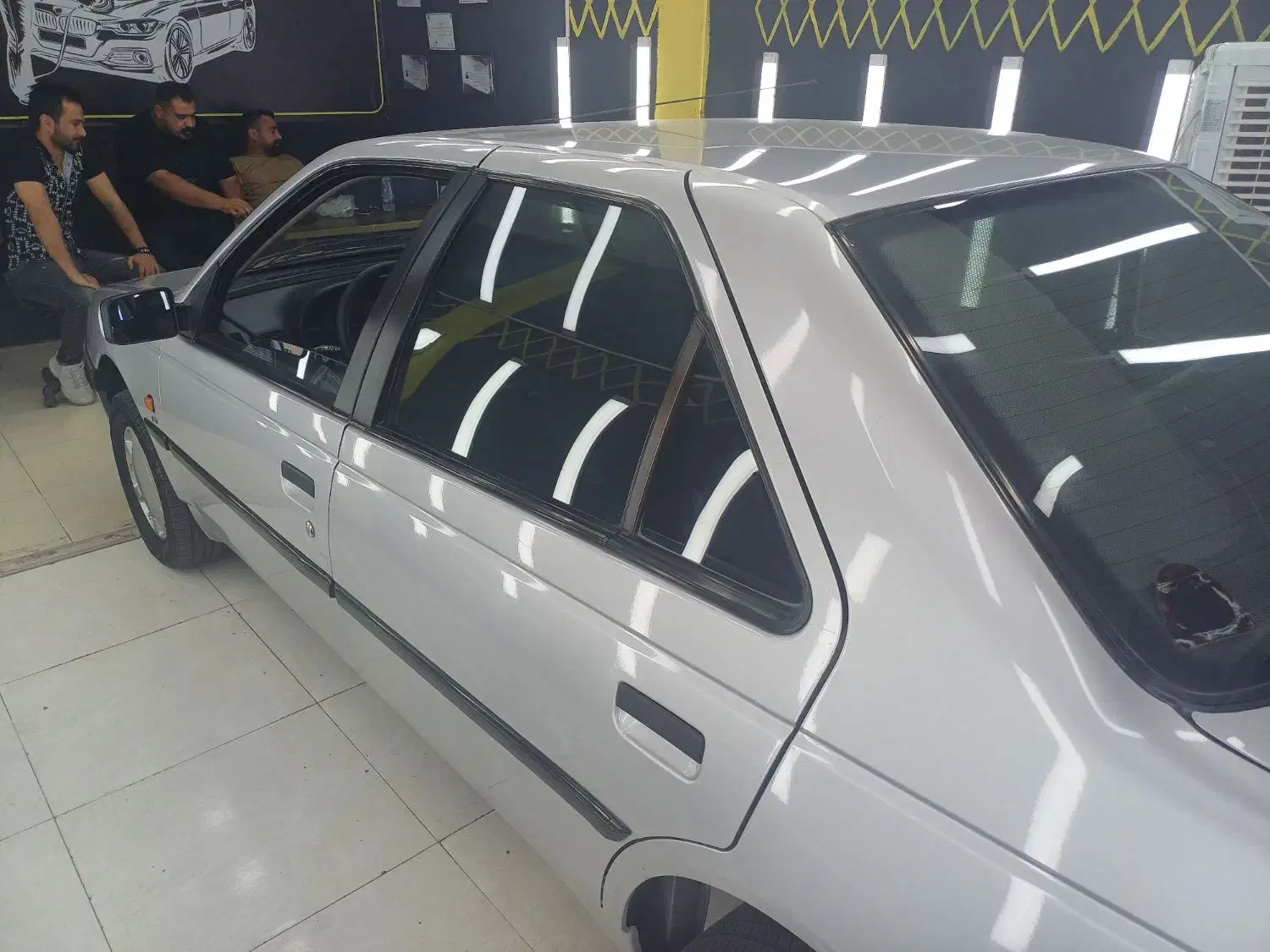 سمباده پولیش + لکه گیری لیسه کاری رایگان|خدمات موتور و ماشین|کرج, شهرک اوج|دیوار