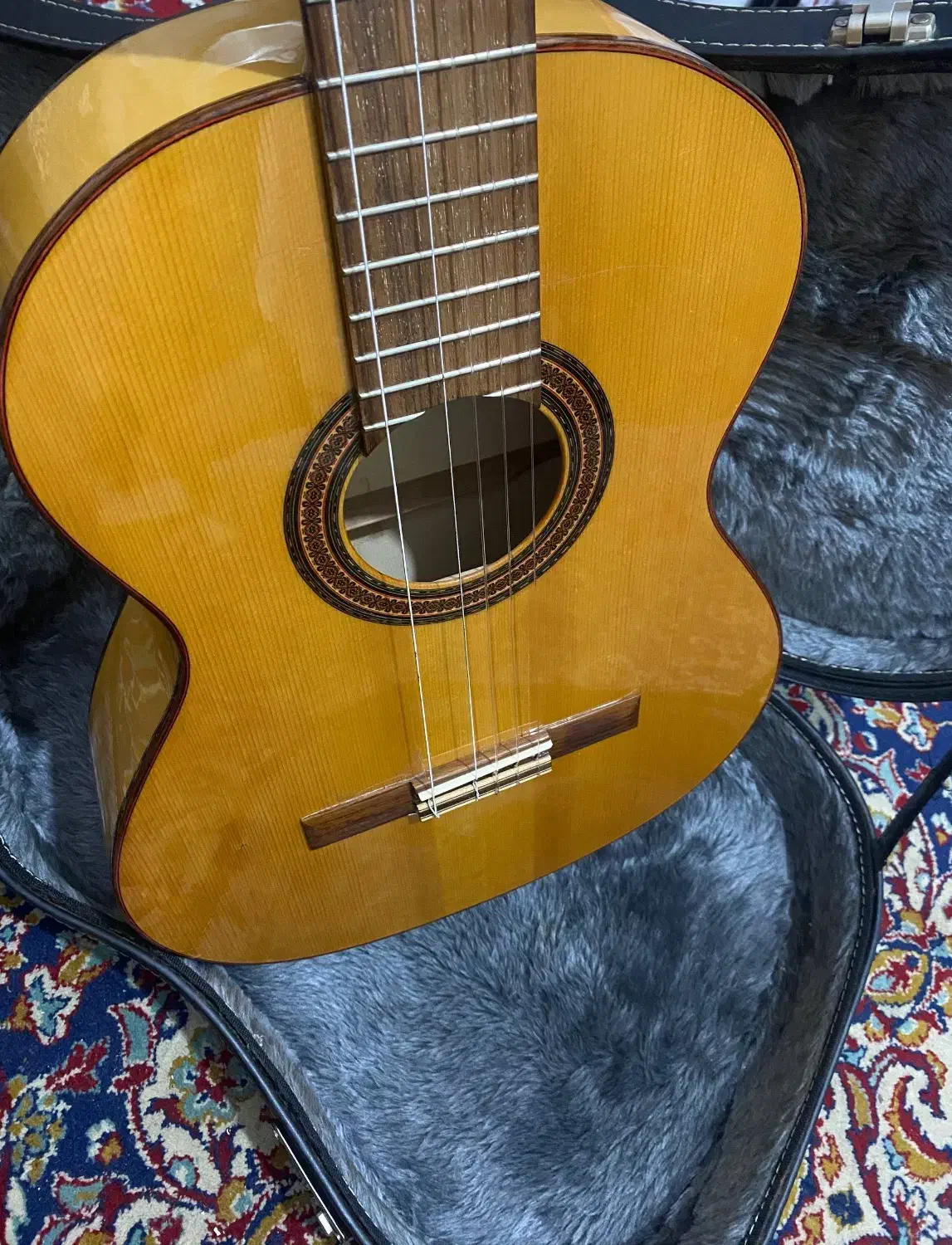 گیتار فلامنکو المانزا ۴۱۳|گیتار، بیس، امپلیفایر|ابهر, |دیوار